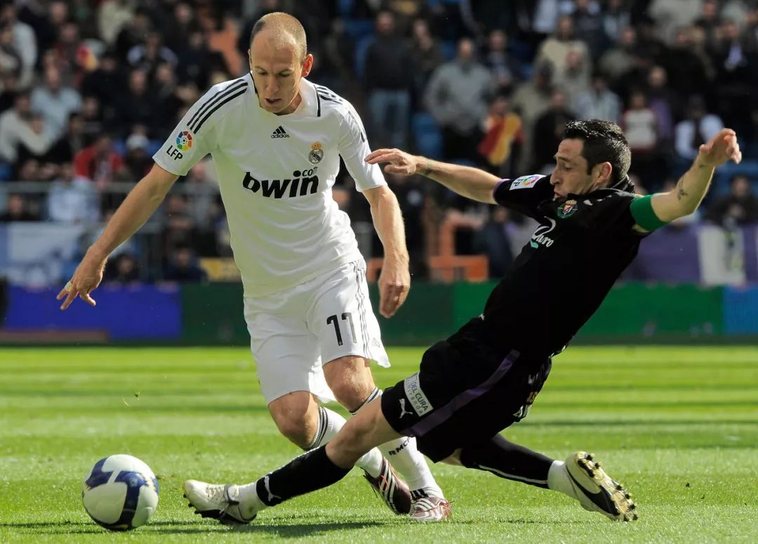 开云体育app-包含马德里竞技翻盘英格兰，罗本一己之力扛起全队的词条