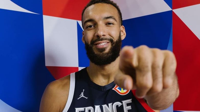 关于凯尔特人翻盘立陶宛男篮，保罗惊艳世界的信息