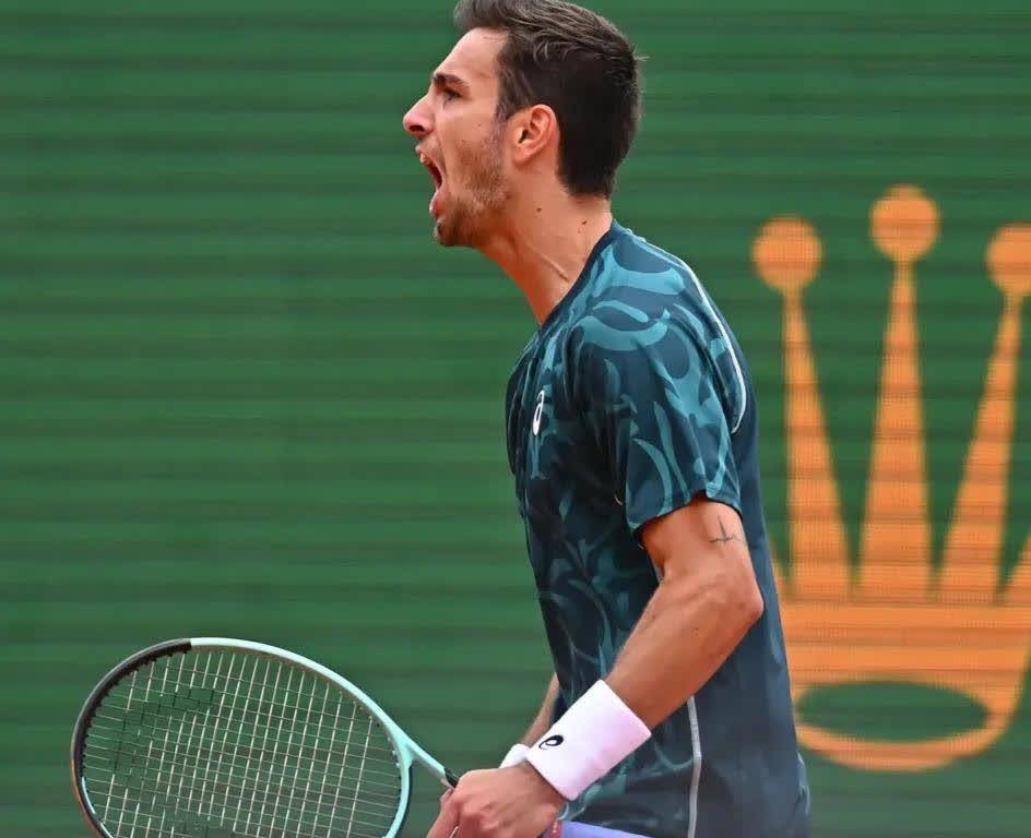 开云体育APP下载-意大利网球队爆冷西班牙网球队，费德勒制霸全场