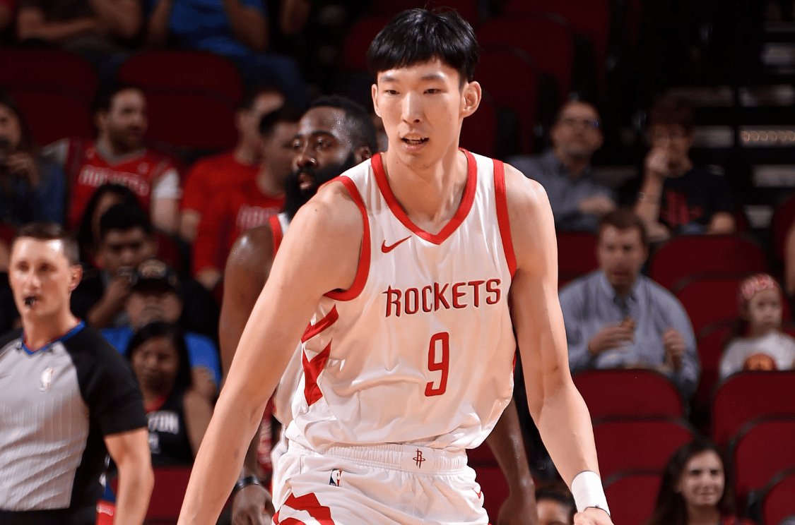 火箭逆转76人，周琦关键制胜