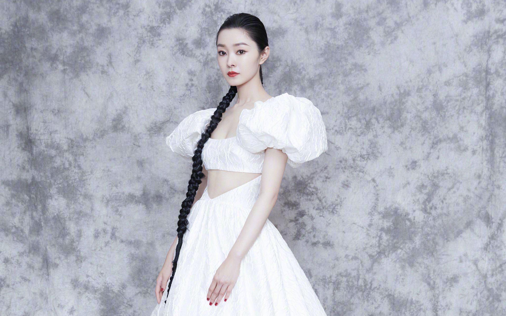 开云体育平台APP-交叉步，当布伦森的脚步踏穿两个篮球世界的壁垒