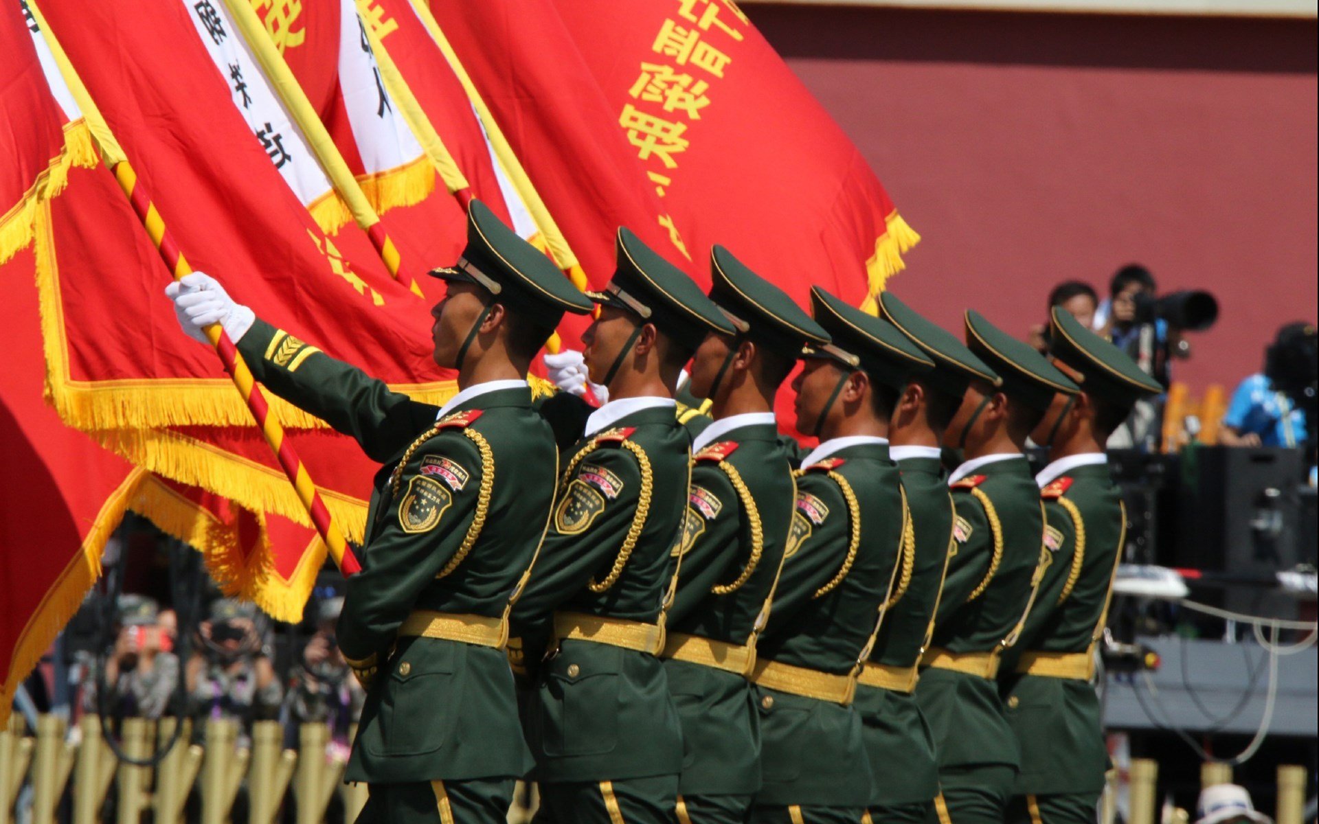 阿布扎比,他用左脚决定冠军归属