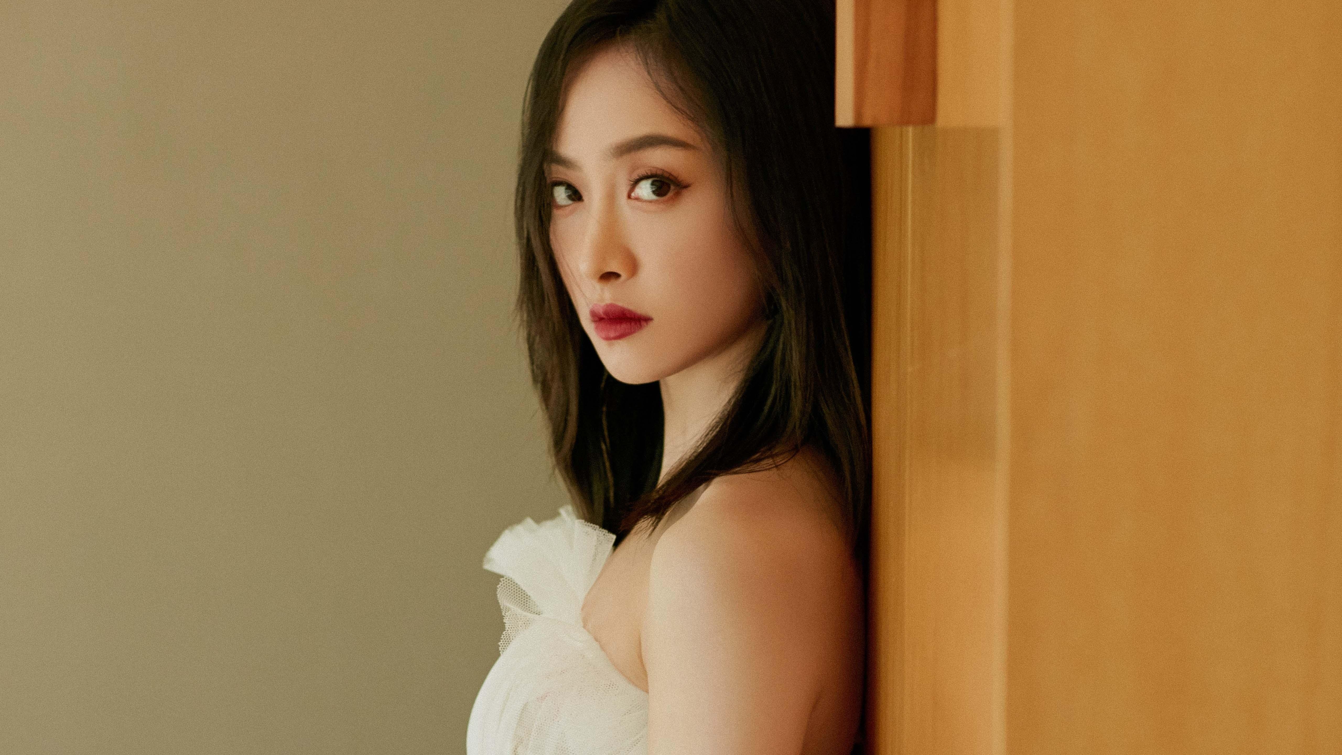 当防守巨塔轰下得分里程碑，CBA霸主却遭残阵马刺痛击—竞技体育的双重意外启示录